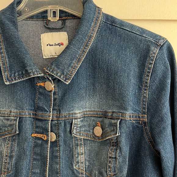 Miss Selfie Waist Button Front Denim Jean Jacket Size: Large (L) - Picture 2 of 11